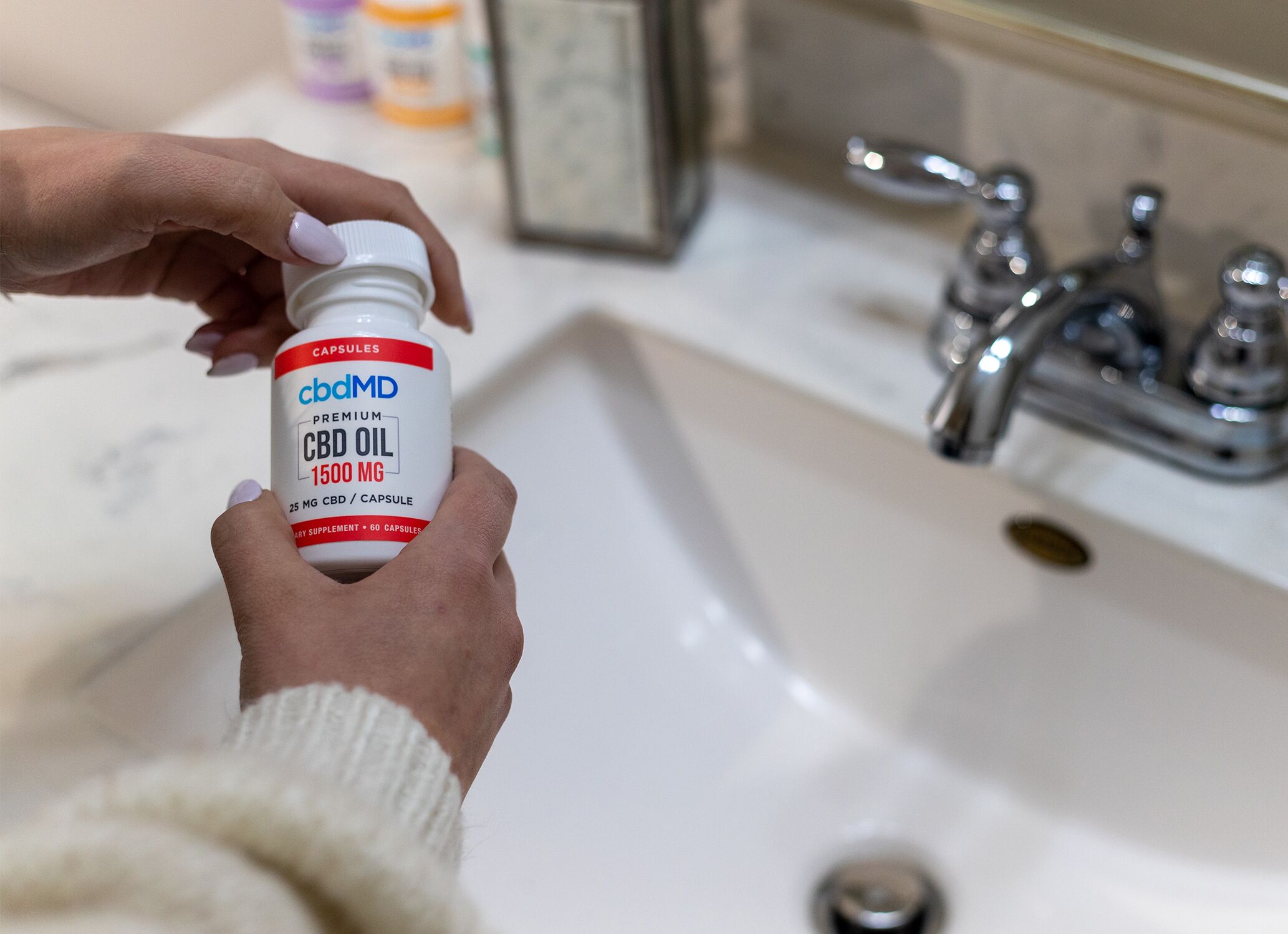cbdmd-cbd-oil-capsules-use-benefits